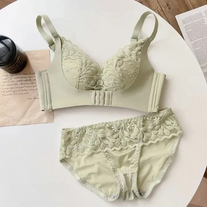 Luxe Lace Push-Up Set: Front & Back Hook Design