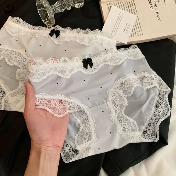 Suhanafit Polka Dot & Lace Sweetheart Briefs