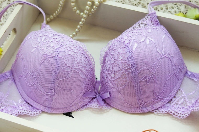 Trendy Lace Pushup Bra & Panty Combo